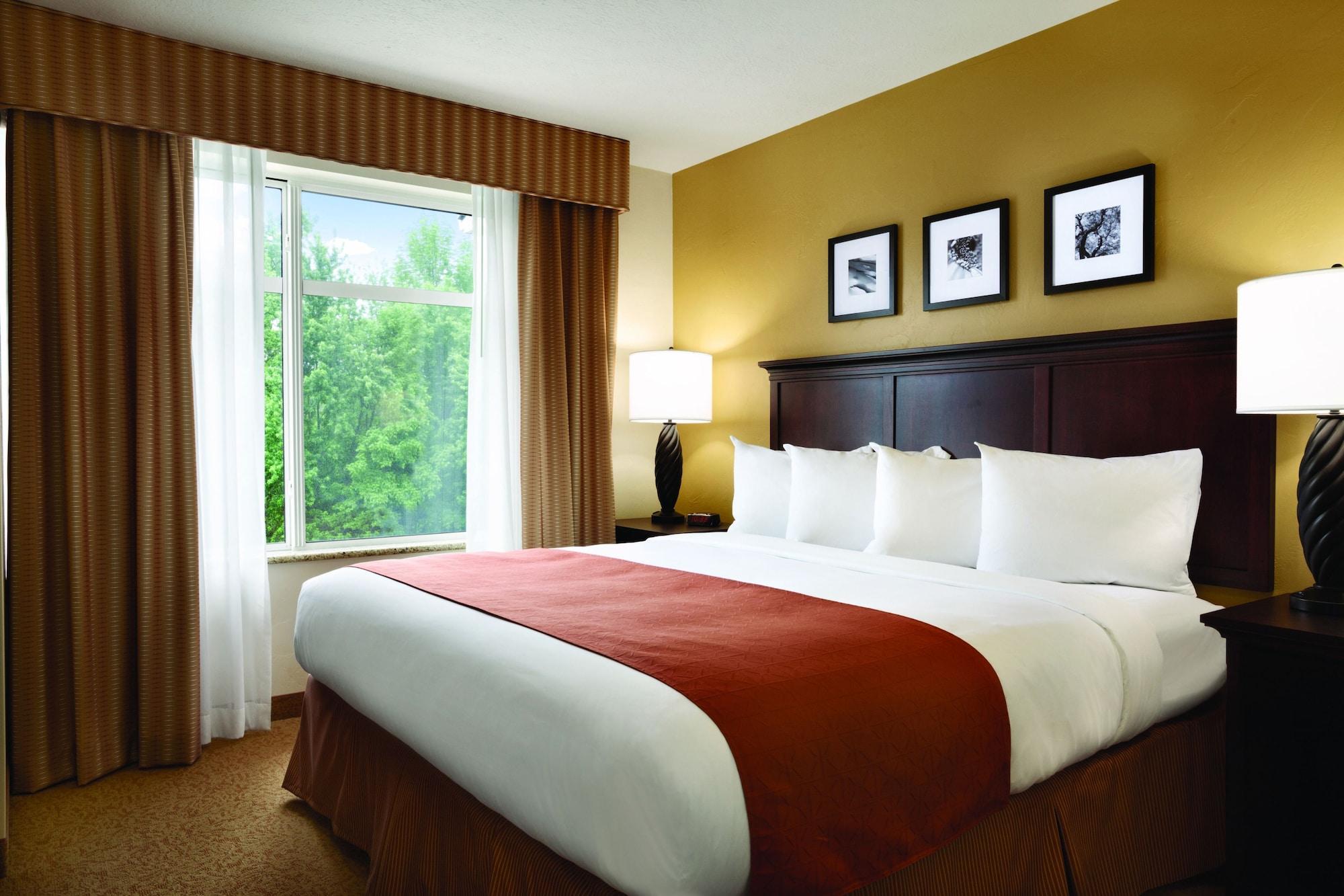 Country & By Radisson, West, Tn Knoxville